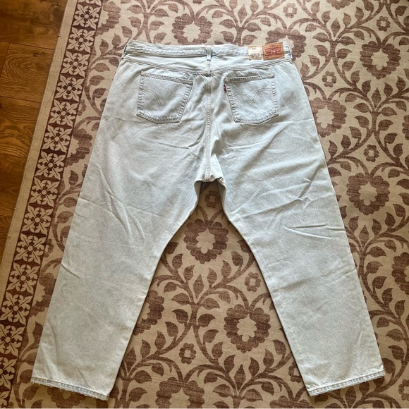 Levi's Blue Relaxed Jeans with Distressed Details - Picture 2 of 7